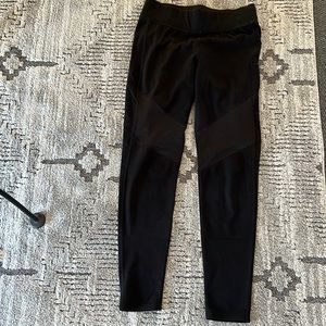 Abercrombie & Fitch leggings; black, size medium